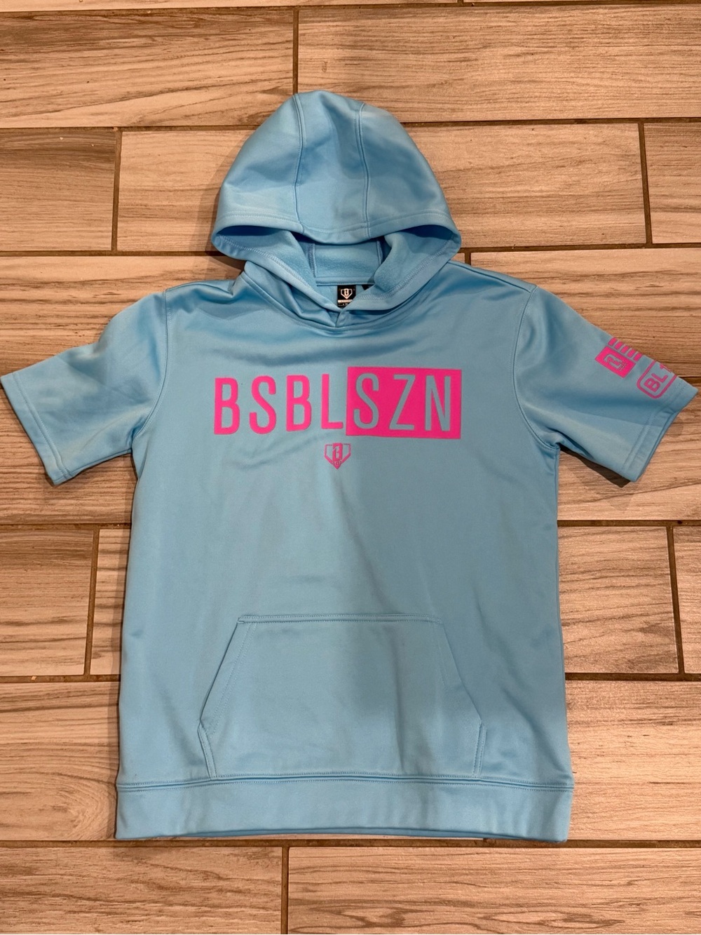 Light Blue Kids' Short-Sleeve Hoodie with Pink BSBLSZN Graphic
